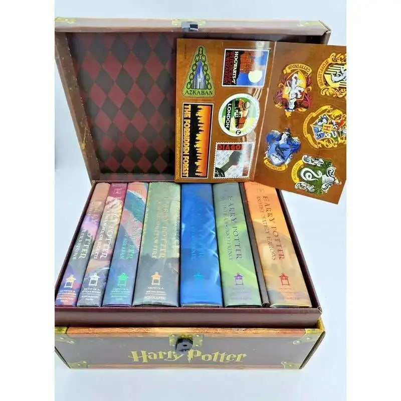 Harry Potter Hardcover Boxed Set: Books 1-7 (Trunk) (Harry Potter)