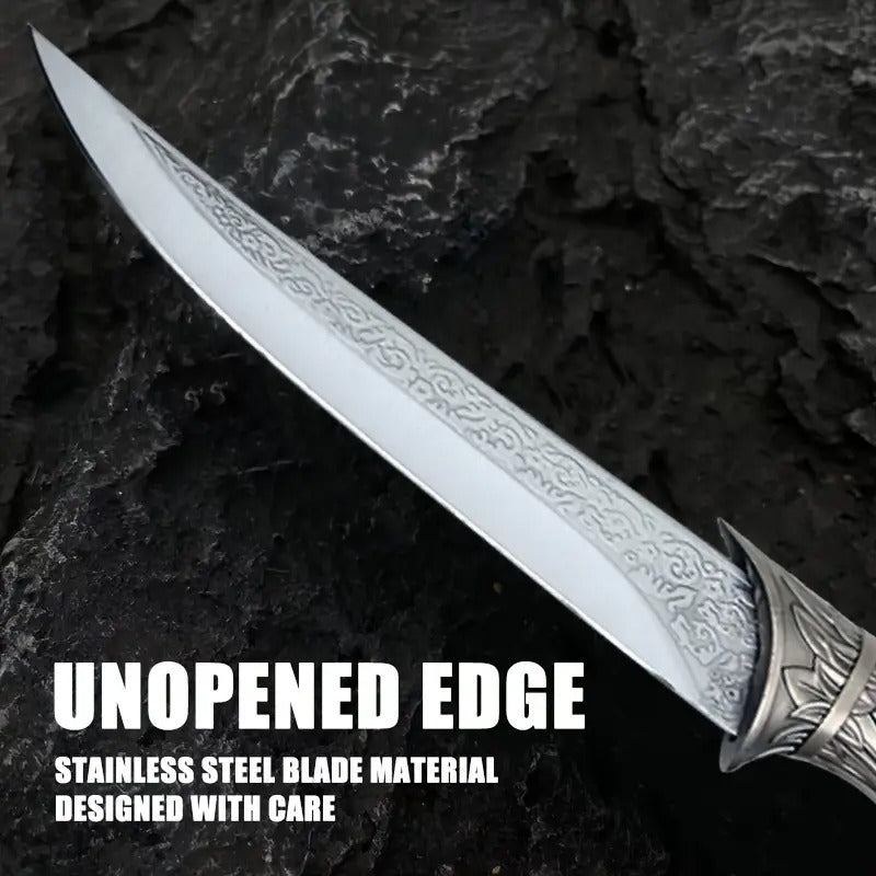 Unopened Blade Stainless Steel Collection Wolf Head Gift Knife with Exquisite Wolf Pattern Plastic Sheath - A Collectible Gift for Tool Enthusiasts