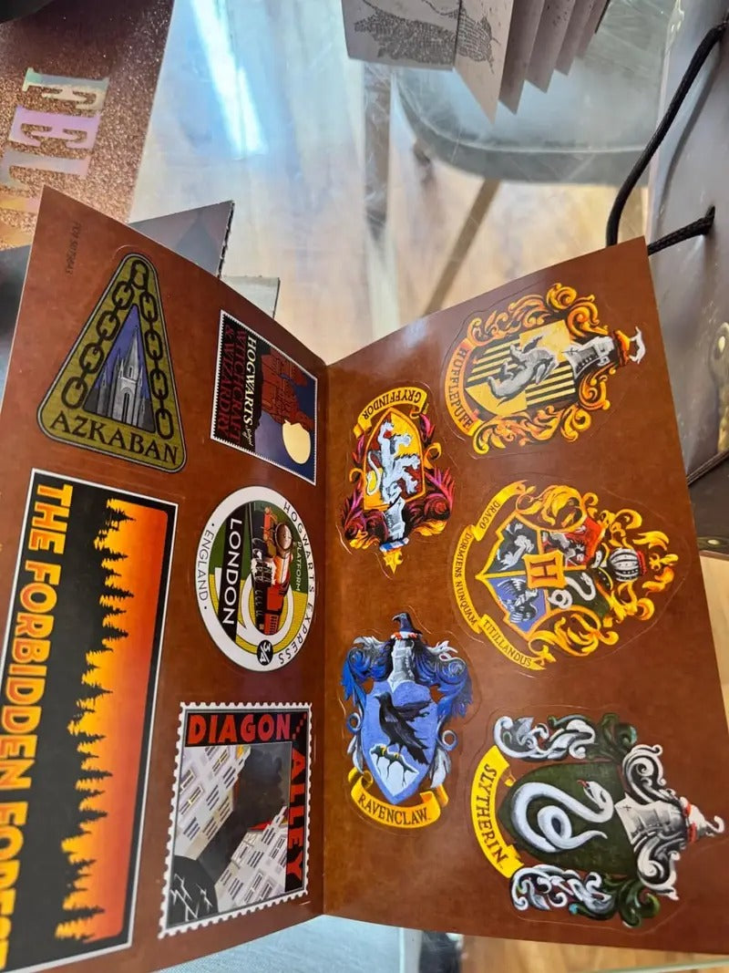 Harry Potter Hardcover Boxed Set: Books 1-7 (Trunk)