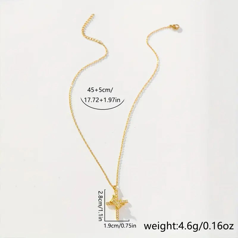 Elegant and shiny crown cross pendant necklace, containing synthetic Synthetic Synthetic Zirconia, suitable for daily wear and matching, compatible with all seasons, the best choice for gift giving