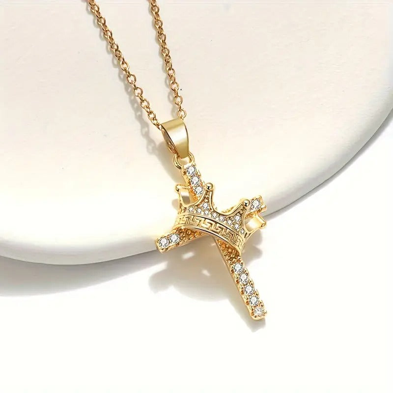 Elegant And Shiny Crown Cross Pendant Necklace, Containing Synthetic Synthetic Zirconia, Suitable for Daily Wear And Matching, Compatible with All Seasons, The Best Choice for Gift Giving