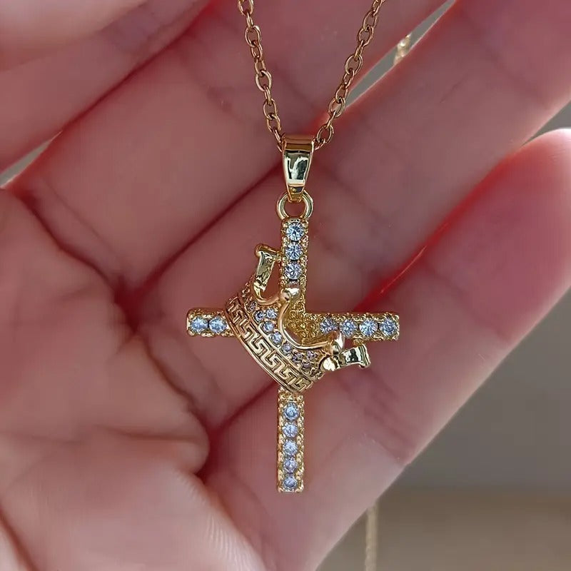 Elegant And Shiny Crown Cross Pendant Necklace, Containing Synthetic Synthetic Zirconia, Suitable for Daily Wear And Matching, Compatible with All Seasons, The Best Choice for Gift Giving