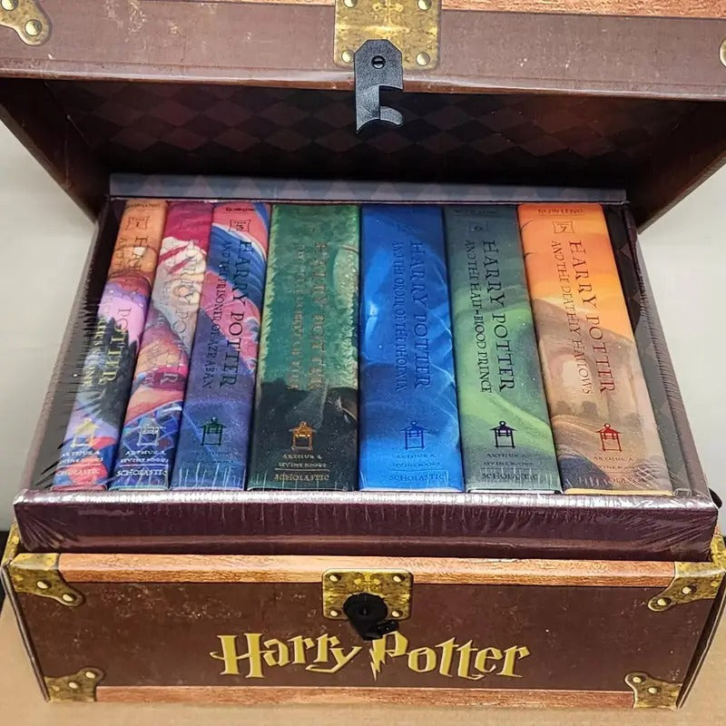 Harry Potter Hardcover Boxed Set: Books 1-7 (Trunk)